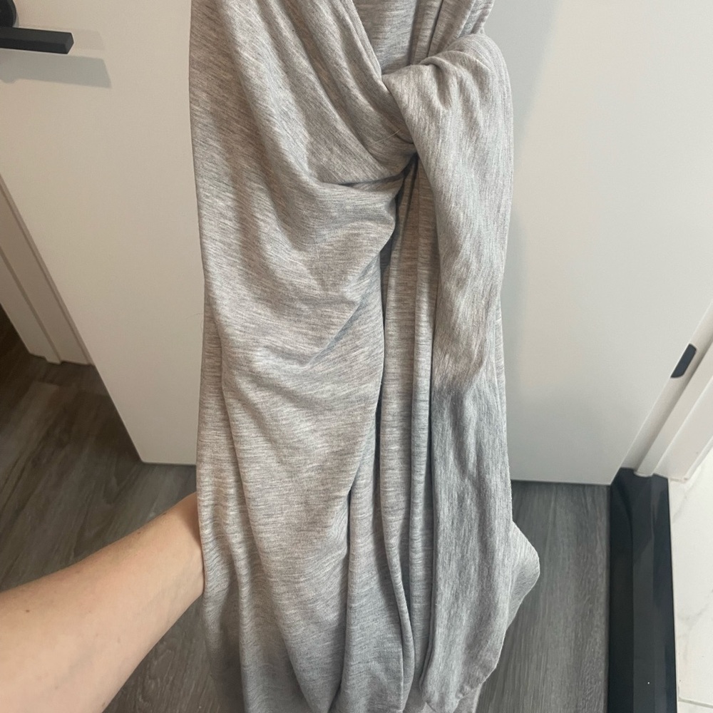 Aritzia Saturn midi dress - Picture 4 of 4